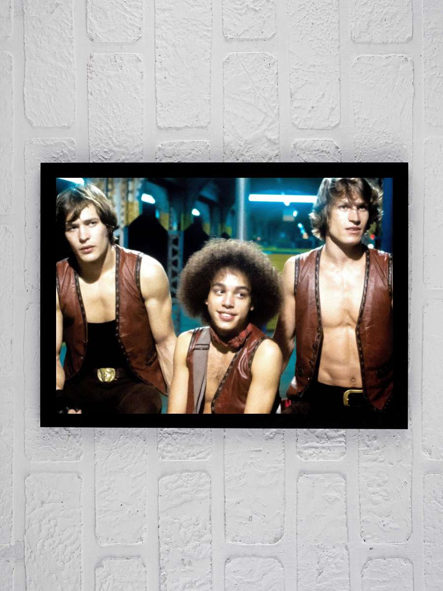 Savaşçılar - The Warriors Film Tablo Siyah Çerçeveli Film Poster Afiş Tablo