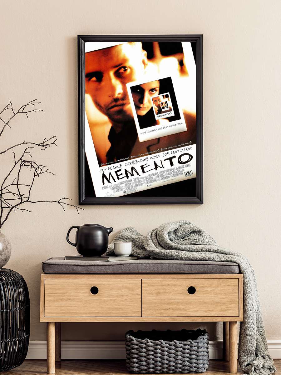 Akıl Defteri - Memento Film Tablo Siyah Çerçeveli Film Poster Afiş Tablo