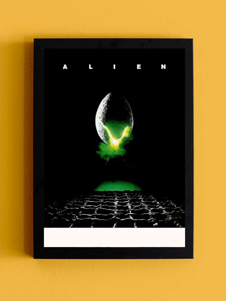 Yaratık - Alien Film Tablo Siyah Çerçeveli Film Poster Afiş Tablo