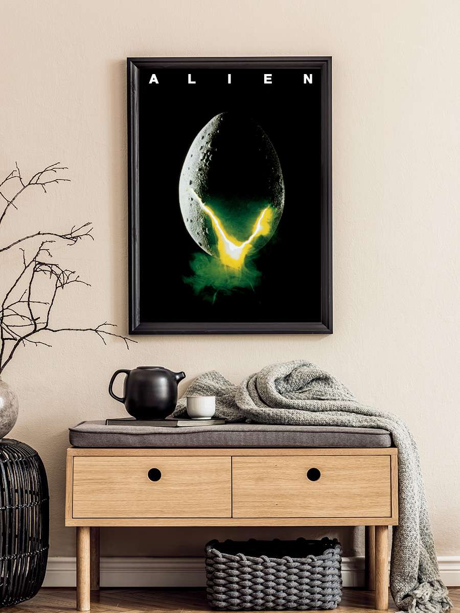 Yaratık - Alien Film Tablo Siyah Çerçeveli Film Poster Afiş Tablo