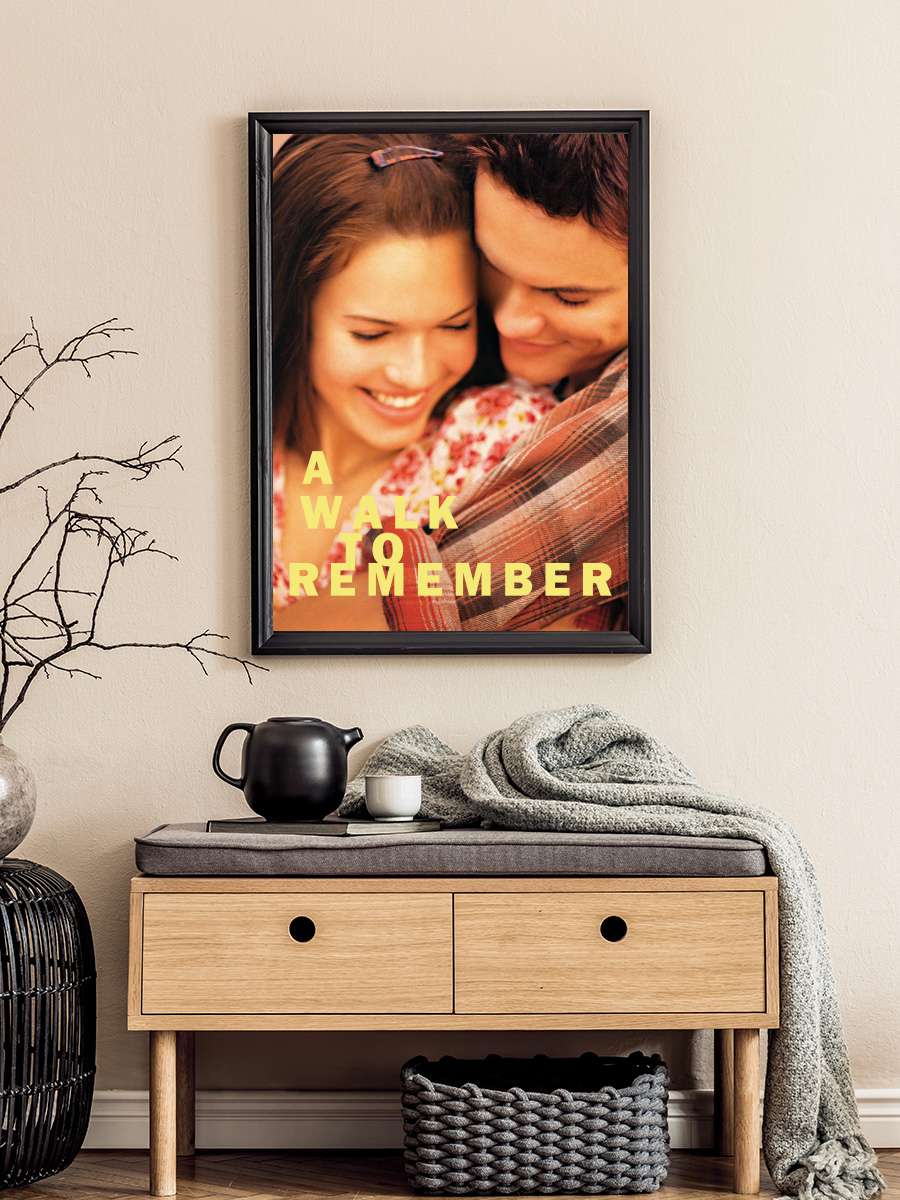 Uzaktaki Anılar - A Walk to Remember Film Tablo Siyah Çerçeveli Film Poster Afiş Tablo