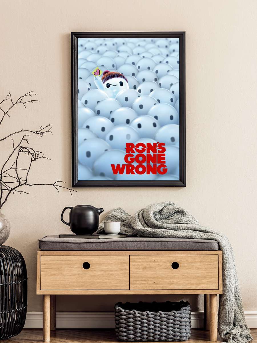 Robot Ron Bir Sorun Var - Ron's Gone Wrong Film Tablo Siyah Çerçeveli Film Poster Afiş Tablo