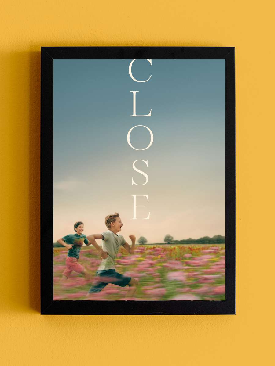 Yakın - Close Film Tablo Siyah Çerçeveli Film Poster Afiş Tablo