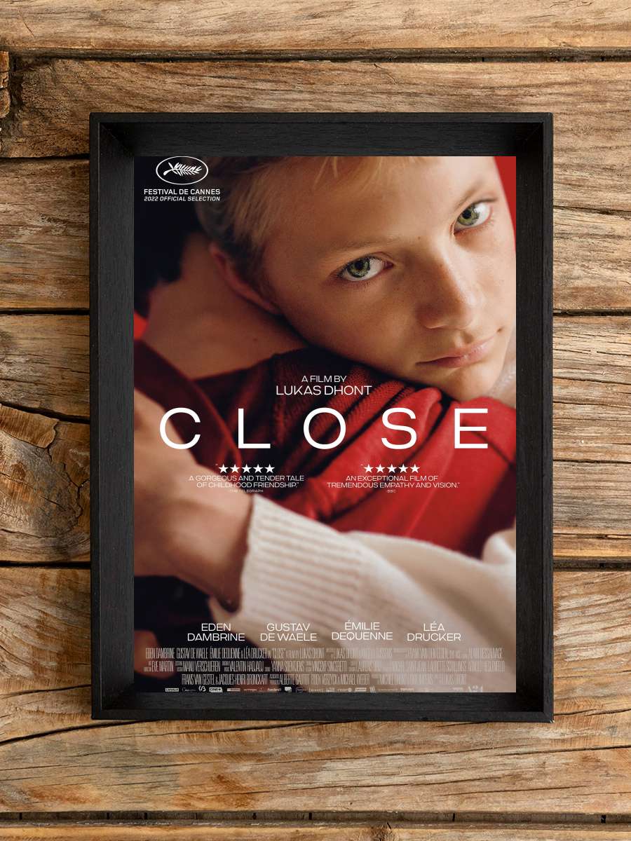 Yakın - Close Film Tablo Siyah Çerçeveli Film Poster Afiş Tablo