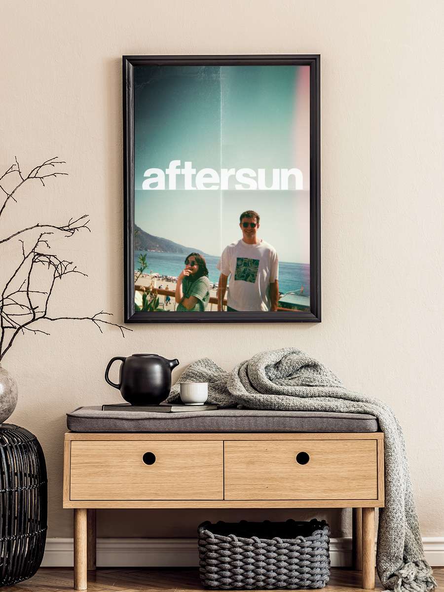 Güneş Sonrası - Aftersun Film Tablo Siyah Çerçeveli Film Poster Afiş Tablo