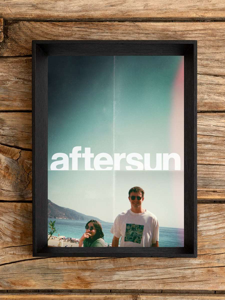 Güneş Sonrası - Aftersun Film Tablo Siyah Çerçeveli Film Poster Afiş Tablo