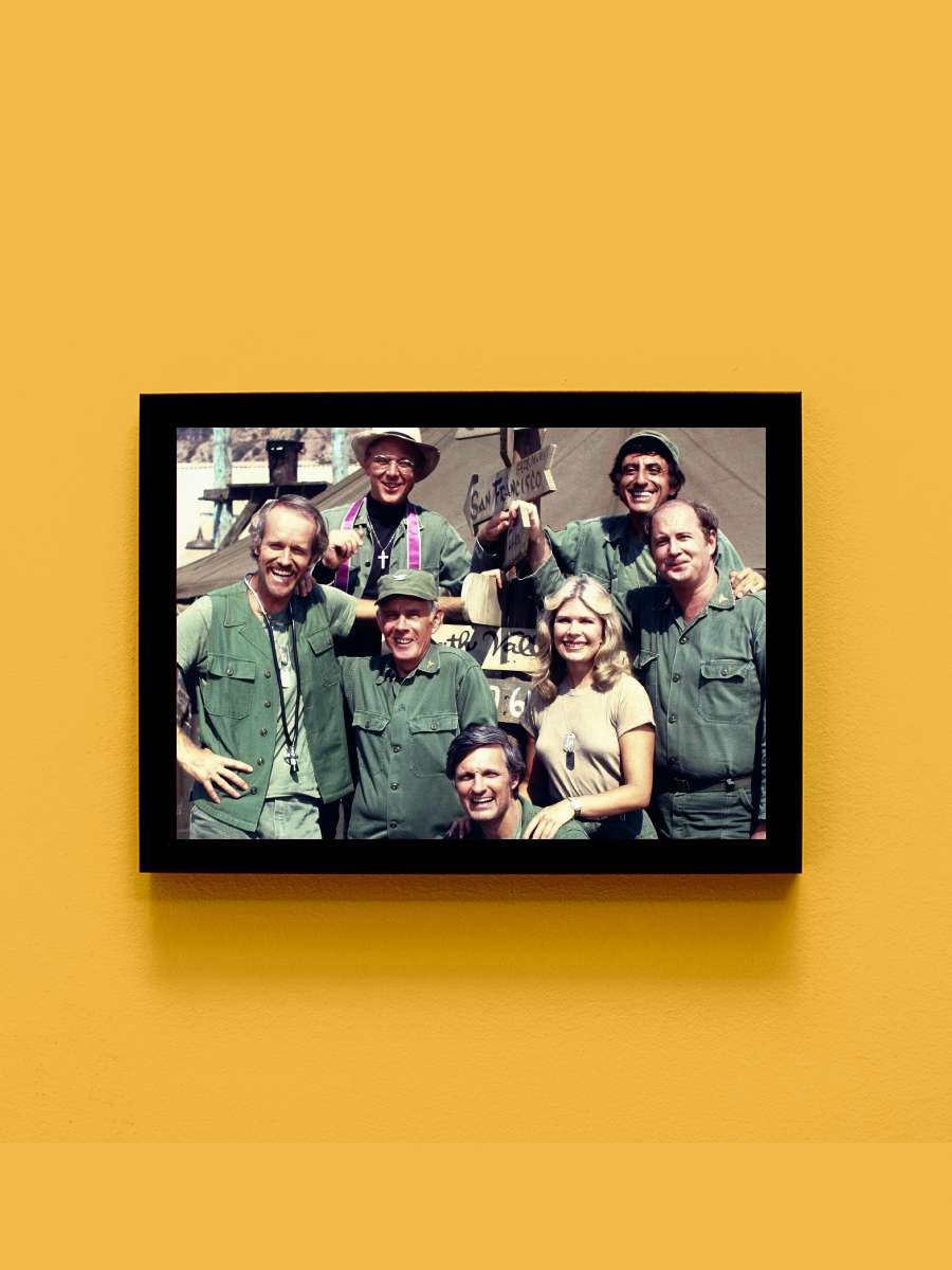 M*A*S*H Dizi Tablo Siyah Çerçeveli Dizi Poster Duvar Tablo