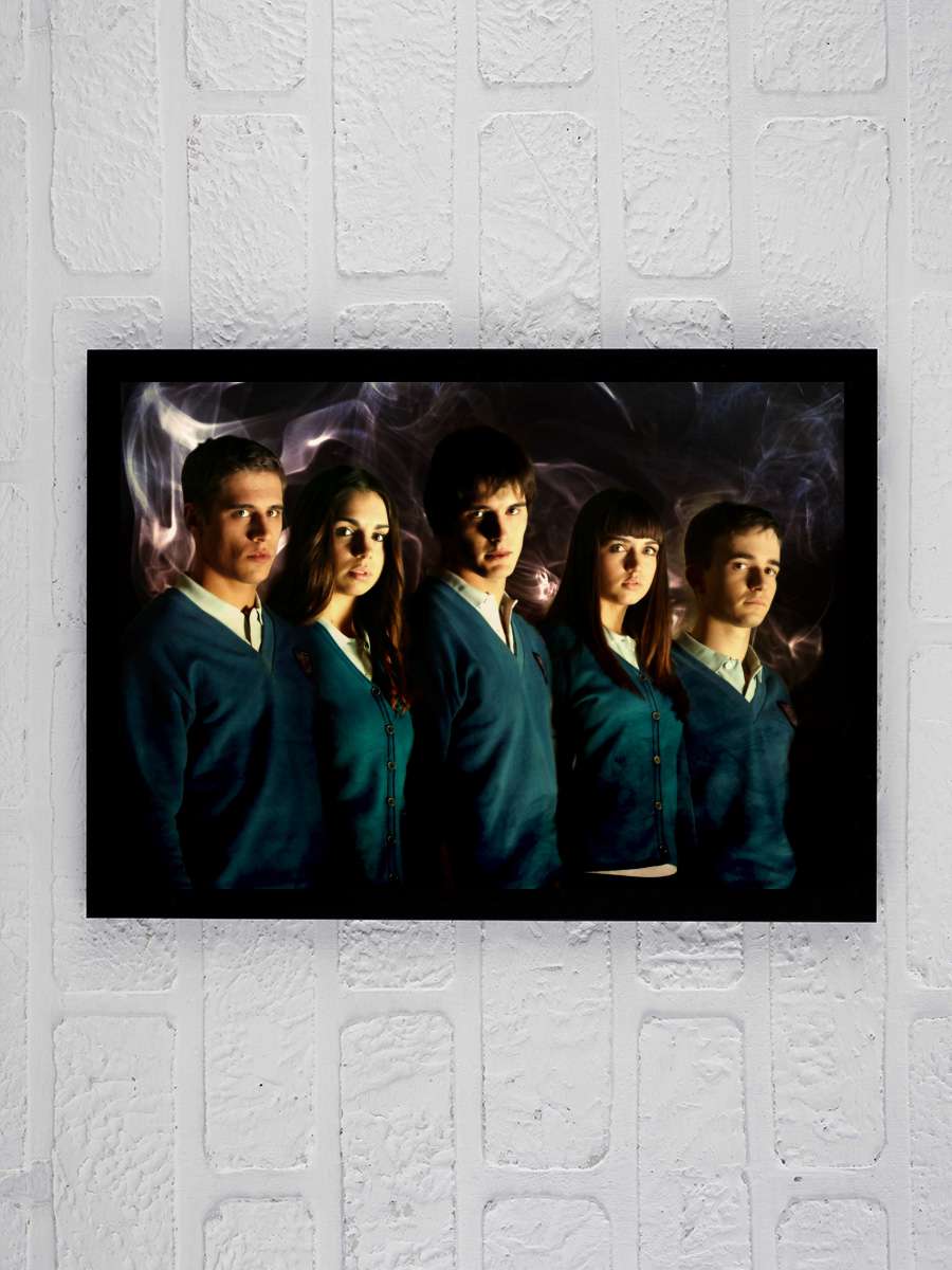 El internado Dizi Tablo Siyah Çerçeveli Dizi Poster Duvar Tablo