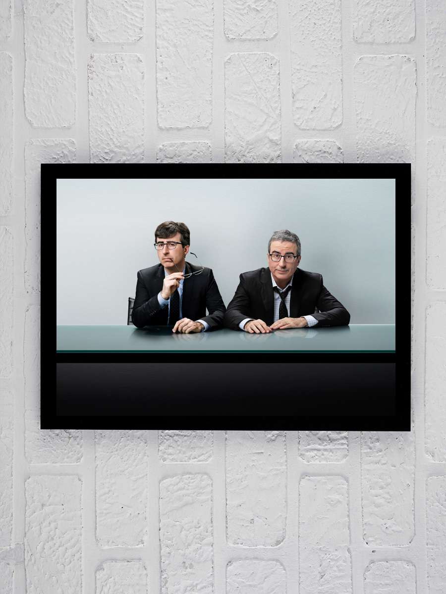 Last Week Tonight with John Oliver Dizi Tablo Siyah Çerçeveli Dizi Poster Duvar Tablo