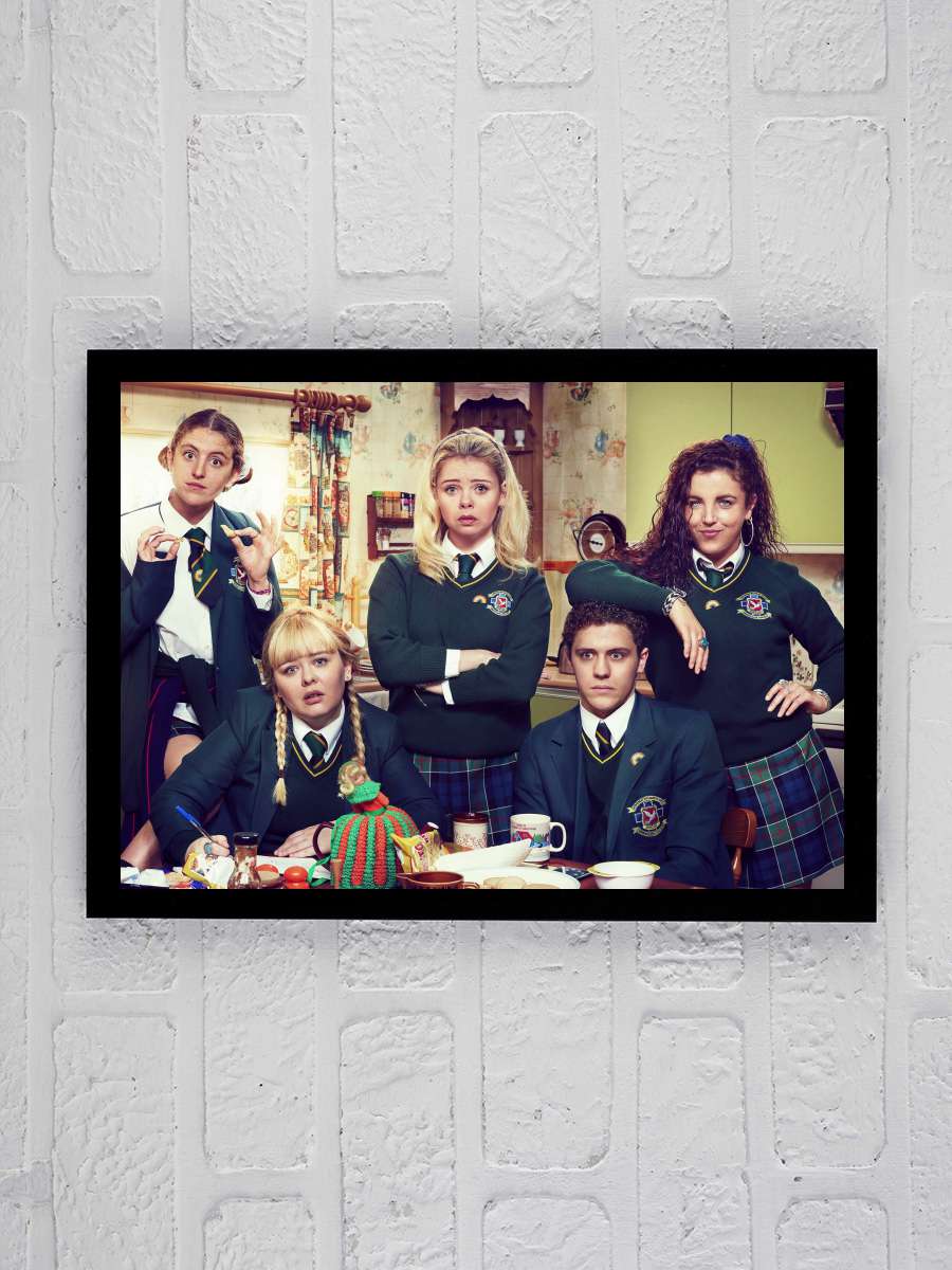 Derry Girls Dizi Tablo Siyah Çerçeveli Dizi Poster Duvar Tablo