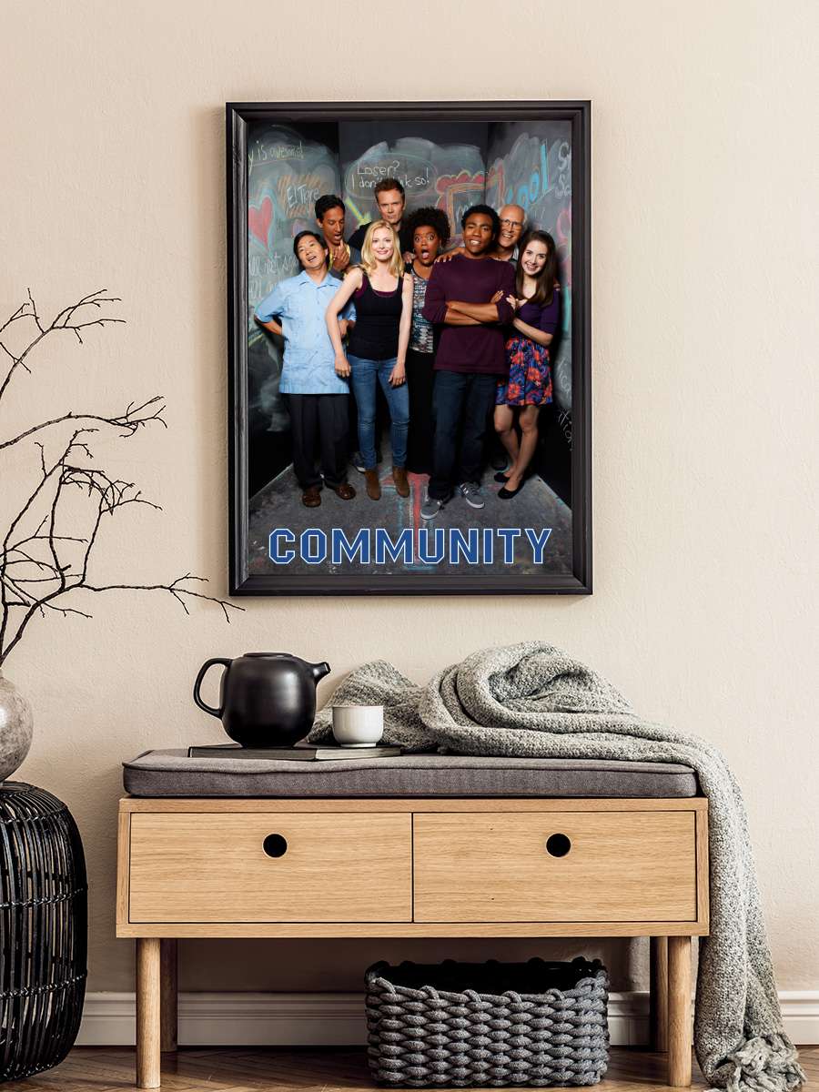 Community Dizi Tablo Siyah Çerçeveli Dizi Poster Duvar Tablo