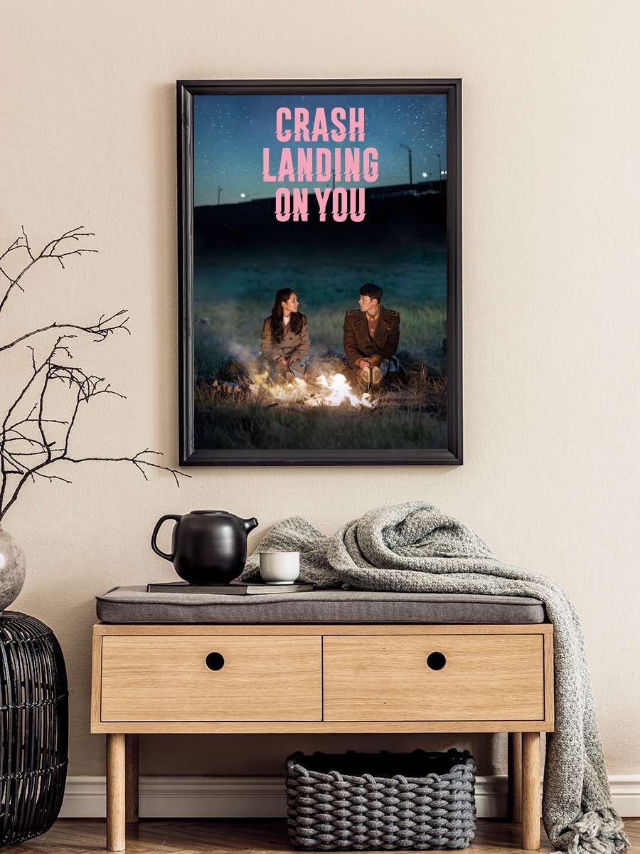 Crash Landing on You - 사랑의 불시착 Dizi Tablo Siyah Çerçeveli Dizi Poster Duvar Tablo