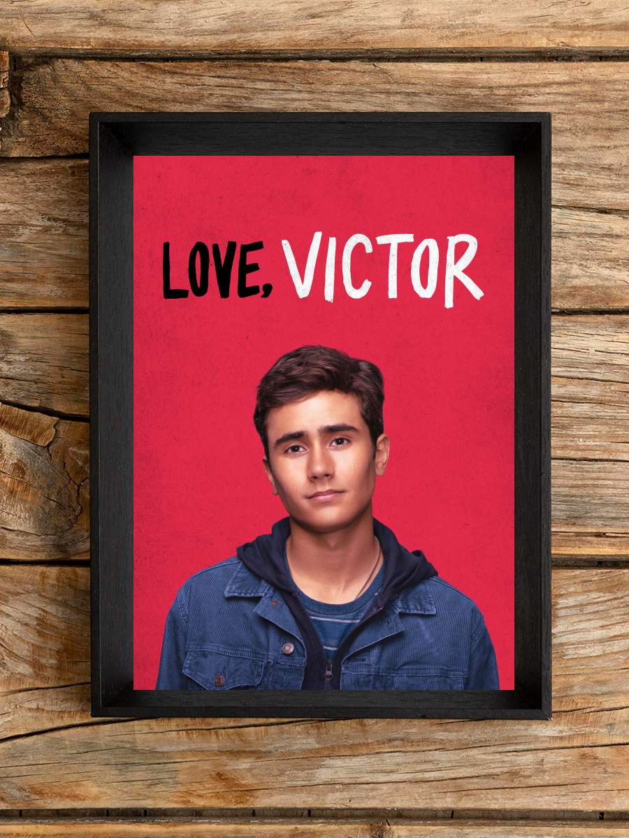 Love, Victor Dizi Tablo Siyah Çerçeveli Dizi Poster Duvar Tablo