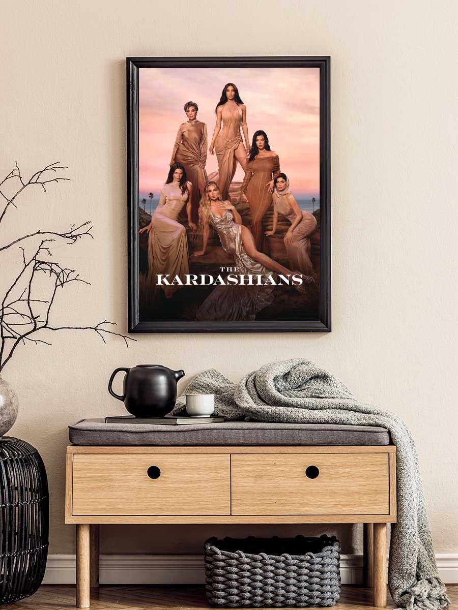 The Kardashians Dizi Tablo Siyah Çerçeveli Dizi Poster Duvar Tablo