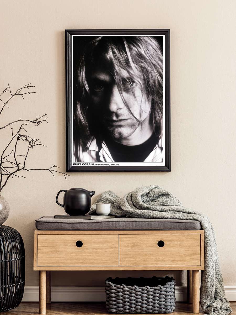 Kurt Cobain - Japan 1992 Müzik Poster Tablo Siyah Çerçeveli Yüksek Kalite Müzik Duvar Tablo