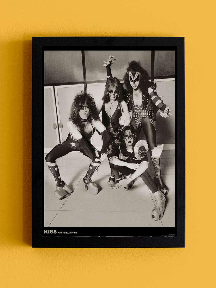 Kiss - Amsterdam 1976 Müzik Poster Tablo Siyah Çerçeveli Yüksek Kalite Müzik Duvar Tablo