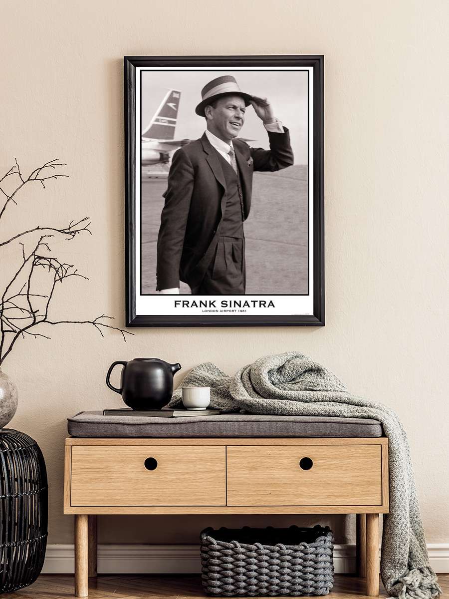 Frank Sinatra - London Airport 1961 Müzik Poster Tablo Siyah Çerçeveli Yüksek Kalite Müzik Duvar Tablo