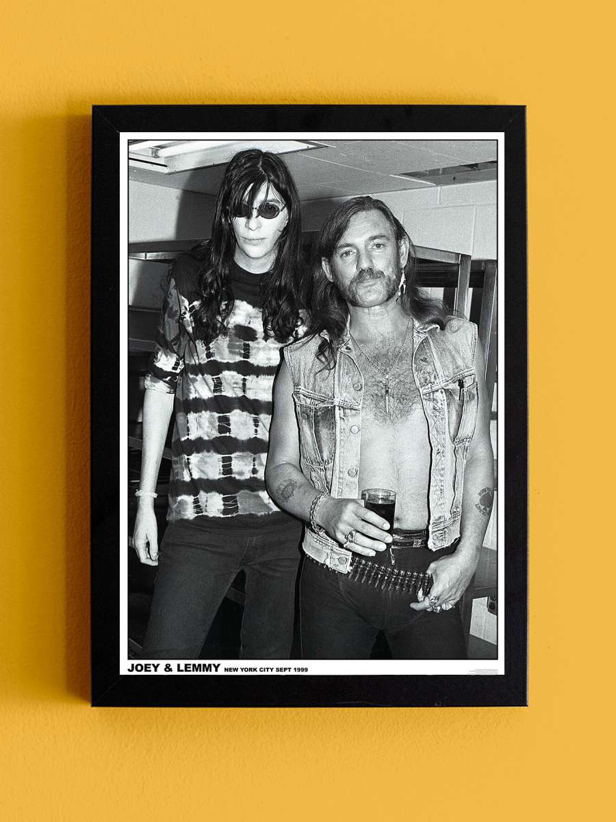 Joey Ramone & Lemmy Btheone - Back of a pub Müzik Poster Tablo Siyah Çerçeveli Yüksek Kalite Müzik Duvar Tablo