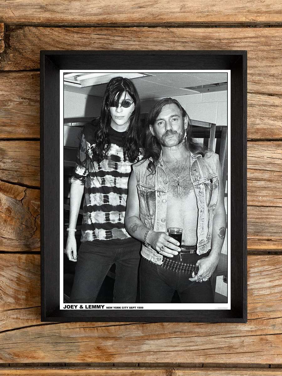 Joey Ramone & Lemmy Btheone - Back of a pub Müzik Poster Tablo Siyah Çerçeveli Yüksek Kalite Müzik Duvar Tablo