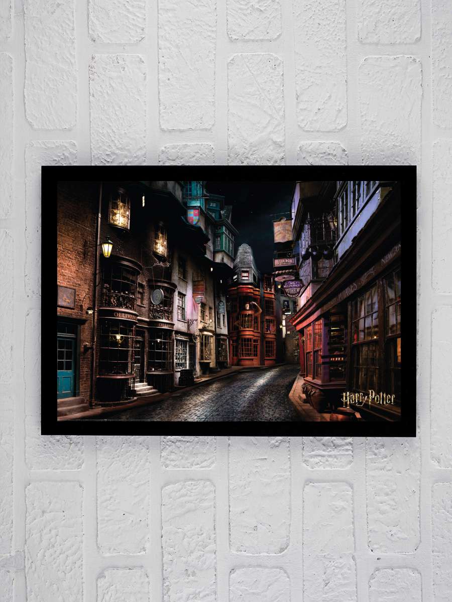 Harry Potter - Diagonal Alley Film Poster Tablo Siyah Çerçeveli Yüksek Kalite Film Duvar Tablo