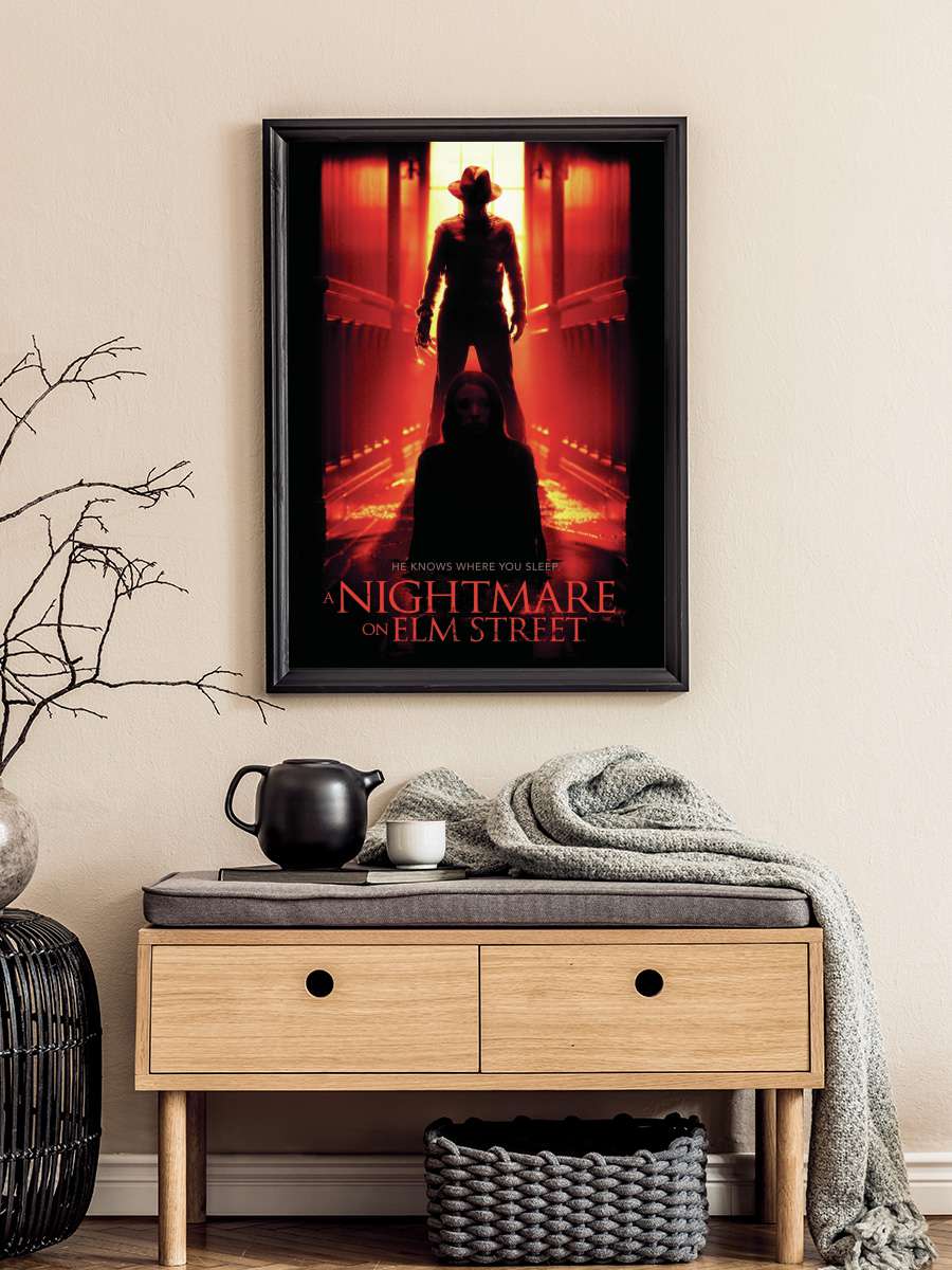 Nightmare on Elm Steet - Cover Film Poster Tablo Siyah Çerçeveli Yüksek Kalite Film Duvar Tablo