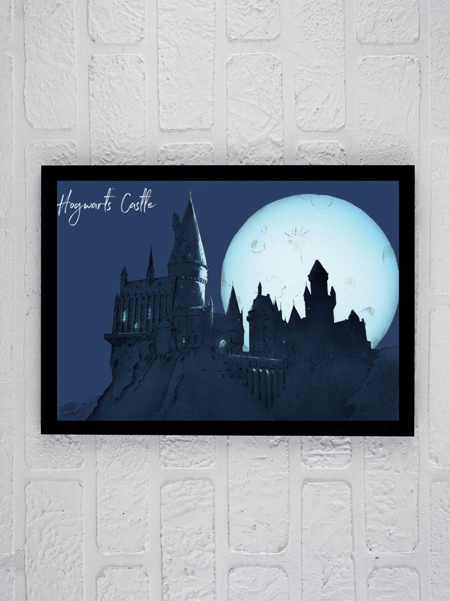 Harry Potter - Hogwarts Castlle Film Poster Tablo Siyah Çerçeveli Yüksek Kalite Film Duvar Tablo