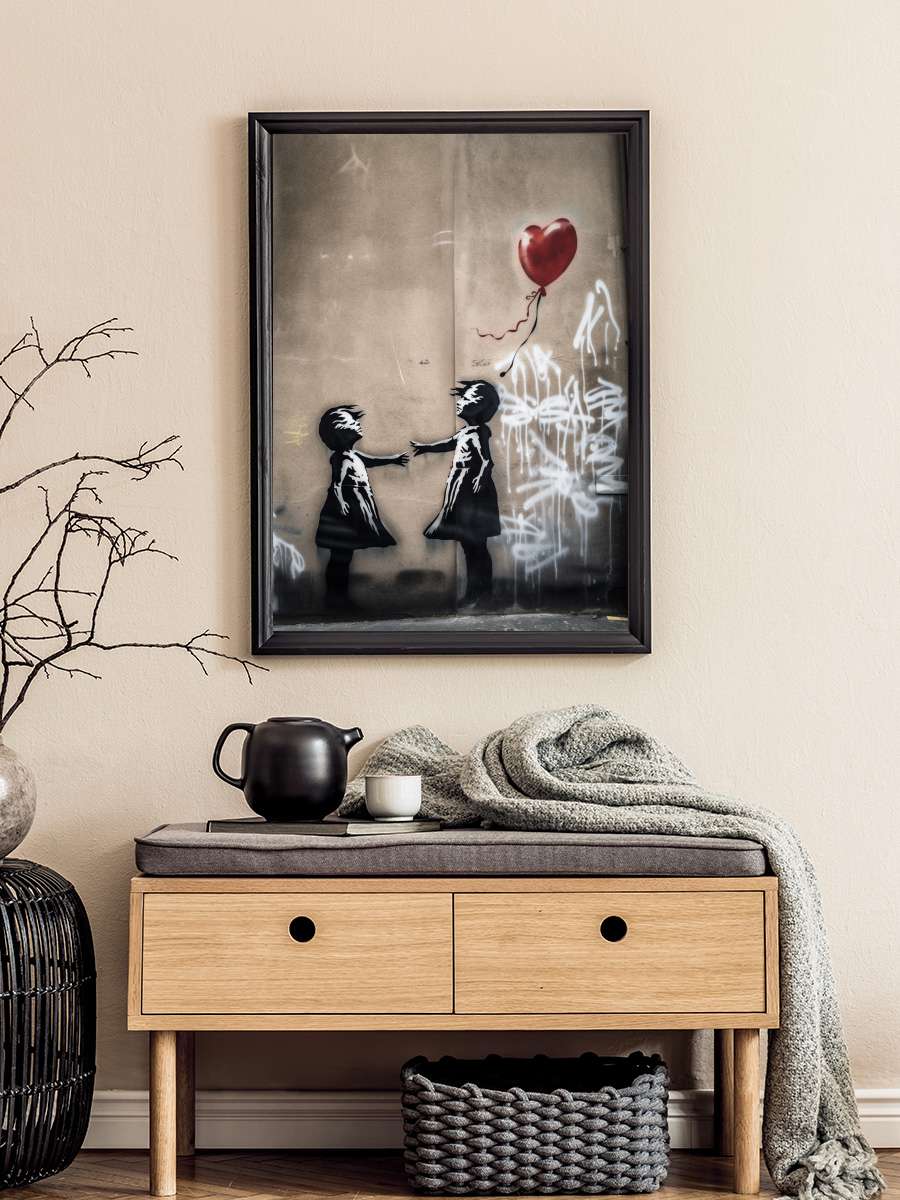 Two girls and a Balloon ,… , Banksy style Sanatsal Modern Tablo Siyah Çerçeveli Poster Modern Duvar Tablo