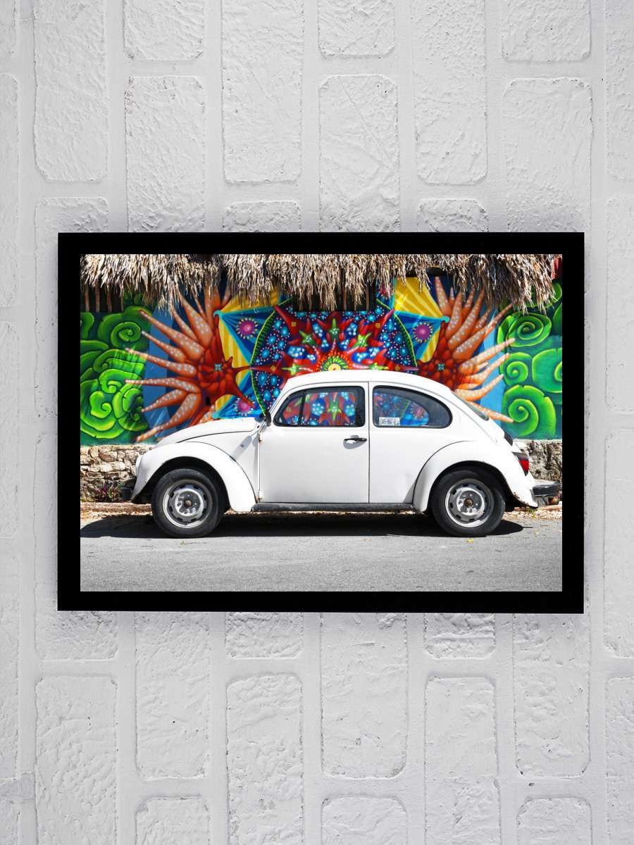 White VW Beetle Car in Cancun Araba Tablo Siyah Çerçeveli Araba Poster Duvar Tablo