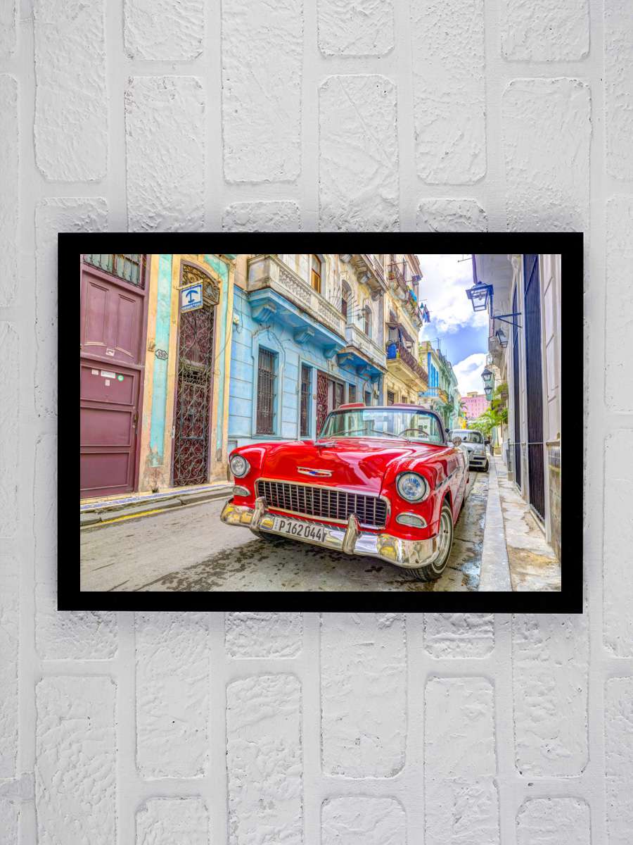 Vintage car in Havana Araba Tablo Siyah Çerçeveli Araba Poster Duvar Tablo